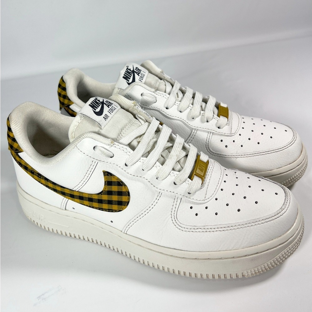 Nike Air Force 1 07 Womens 8 White Gingham Plaid‎ Bronzine DZ2784-102 Sneakers
